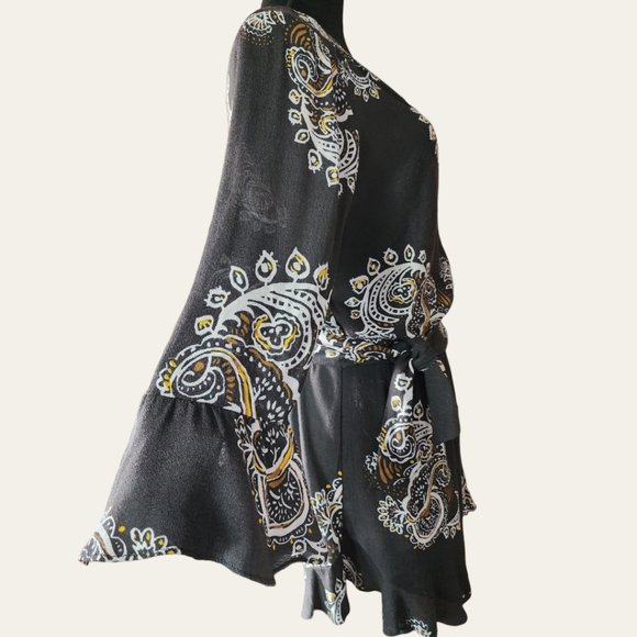 FREE PEOPLE Paisley Ruffle Romper Size SMALL - Picture 6 of 9
